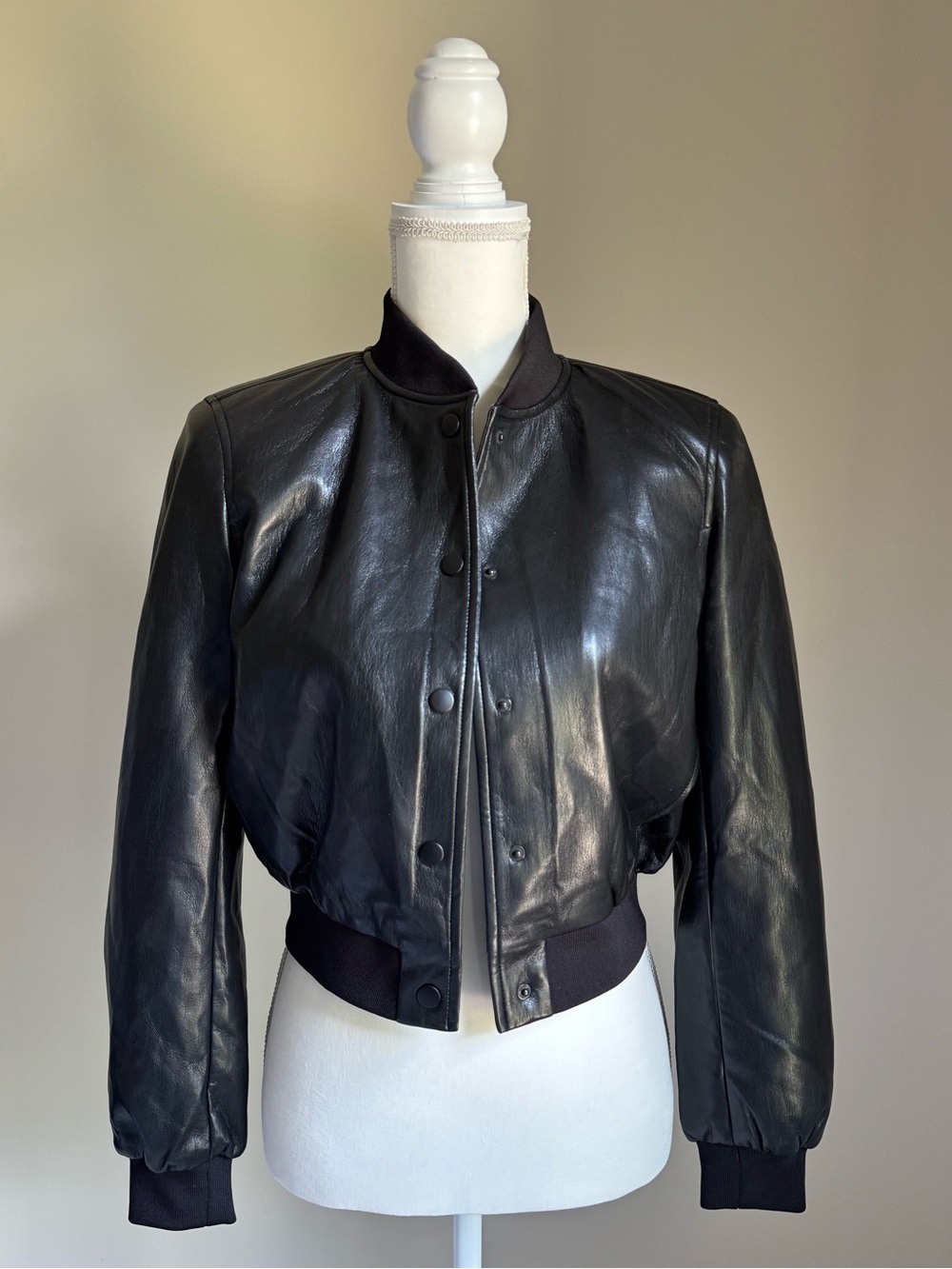 Truth by Republic Black Bomber Jacket Sz XS